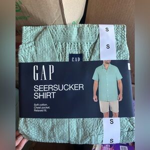 GAP Men's Mint Seersucker Shirt